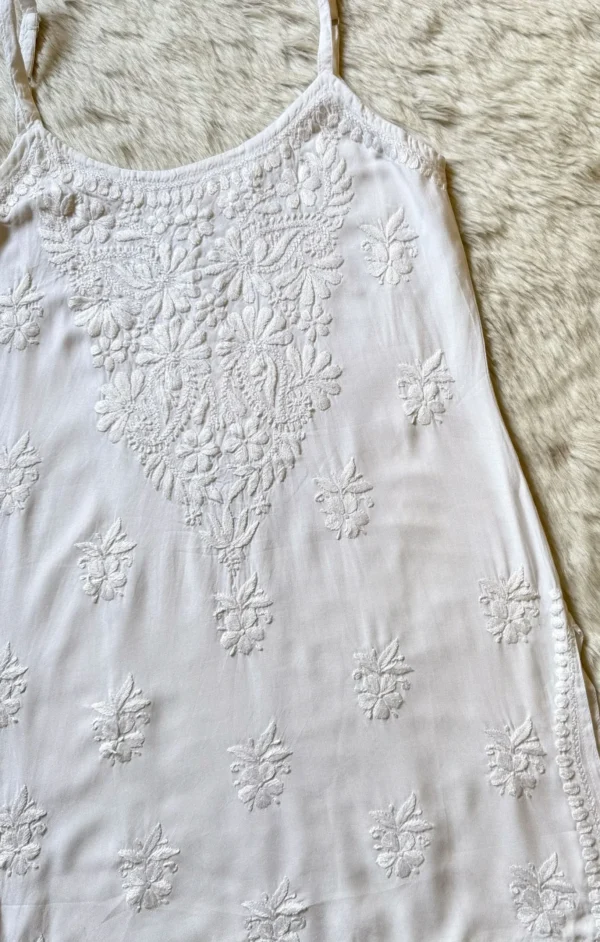 HEER WHITE SLEEVELESS SHORT RAYON KURTI