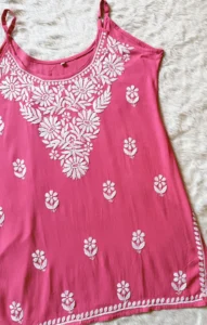 LYLA CORAL SLEEVELESS SHORT RAYON KURTI