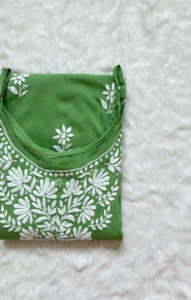 RIDA GREEN SLEEVELESS RAYON CHIKANKARI KURTA